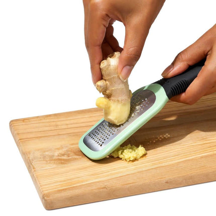 Cooks Boutique Graters OXO Etched Ginger & Garlic Grater 11273000UK