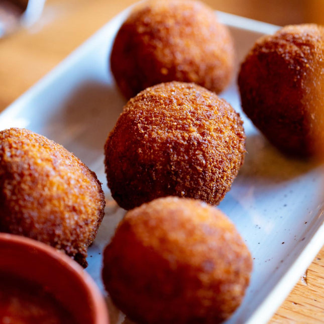 Cooks Boutique Italian Risotto, Arancini & Polenta : A Culinary Exploration of Italian Comfort
